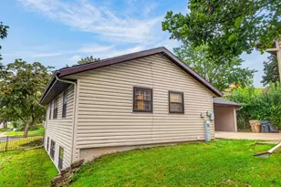 4402 Waite Ln, Madison, WI 53711 - Photo 48