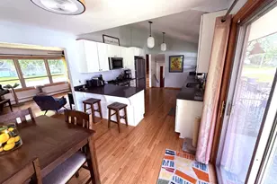 409 Winnebago Dr, Janesville, WI 53545 - Photo 8