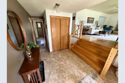409 Winnebago Drive, Janesville, WI 53545 - Photo 4
