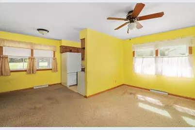 4509 Judy Lane, Madison, WI 53704 - Photo 6