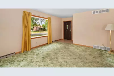 4509 Judy Lane, Madison, WI 53704 - Photo 4
