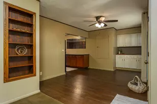 1245 S Terrace St, Janesville, WI 53546 - Photo 8