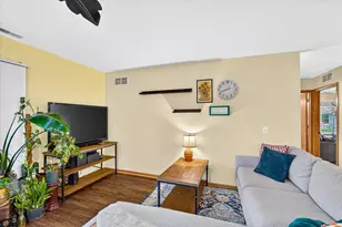 215 Douglas Dr, Brooklyn, WI 53521 - Photo 36