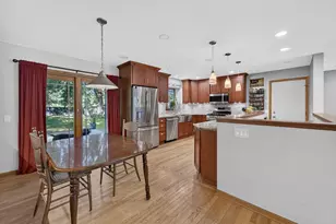 3015 Marvin Ct, Cross Plains, WI 53528 - Photo 8