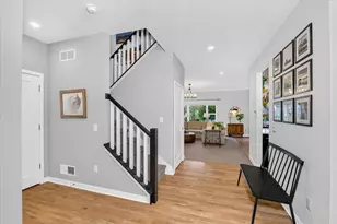 9914 Autumn Breeze Rd, Middleton, WI 53562 - Photo 6