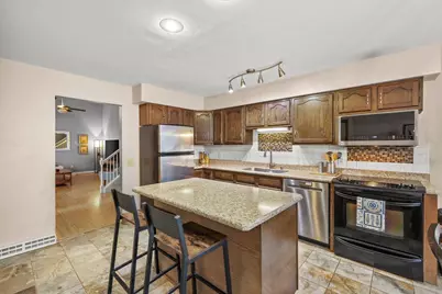 2933 Muir Field Road, Madison, WI 53719 - Photo 14