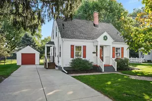 821 N Fair Oaks Ave, Madison, WI 53714 - Photo 1