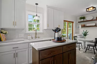 821 N Fair Oaks Avenue, Madison, WI 53714 - Photo 20