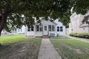 307/327 E Main St, Brandon, WI 53919 - Photo 4
