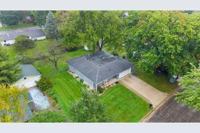 700 Kenwood Circle, Verona, WI 53593 - Photo 34