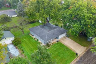 700 Kenwood Cir, Verona, WI 53593 - Photo 34