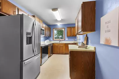 700 Kenwood Circle, Verona, WI 53593 - Photo 8