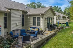 541 Hill St, Baraboo, WI 53913 - Photo 38
