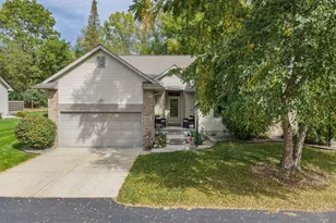 541 Hill St, Baraboo, WI 53913 - Photo 54