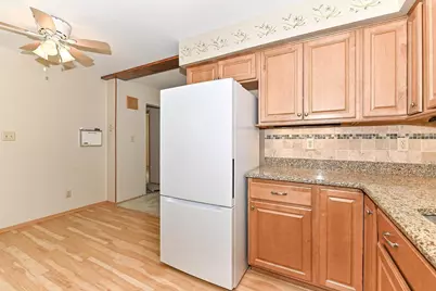 N89W15378 Cleveland Avenue, Menomonee Falls, WI 53051 - Photo 16