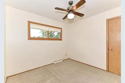 N89W15378 Cleveland Avenue, Menomonee Falls, WI 53051 - Photo 18