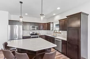 9716 Sweet Autumn Dr, Verona, WI 53593 - Photo 16