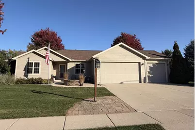 110 Grandview Court, Columbus, WI 53925 - Photo 1