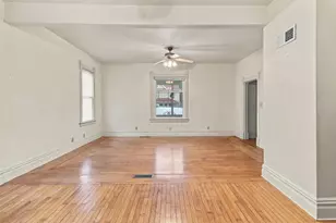 122 La Crosse St, Beaver Dam, WI 53916 - Photo 4