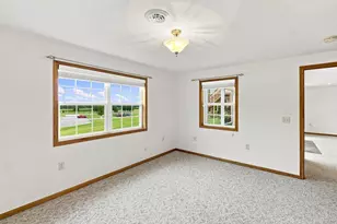 118 Summit Ct, Columbus, WI 53925 - Photo 48