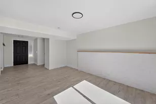 4713 Hermsmeier Ln, Madison, WI 53714 - Photo 8