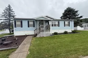 603 Topaz Trl, Lannon, WI 53046 - Photo 1