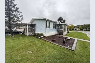 603 Topaz Trail, Lannon, WI 53046 - Photo 2