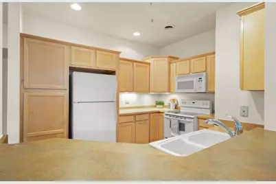 8243 Starr Grass Drive, Madison, WI 53719 - Photo 14