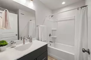 400 Michelle Ln, Cottage Grove, WI 53527 - Photo 38