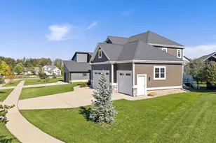 2618 Smoky Trl, Fitchburg, WI 53711 - Photo 70