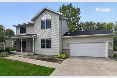 311 Springview Drive, Marshall, WI 53559 - Photo 2