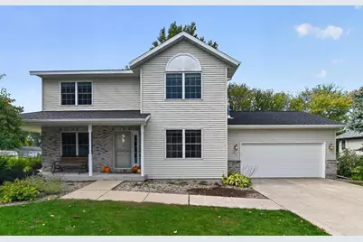 311 Springview Drive, Marshall, WI 53559 - Photo 1