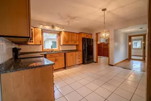 905 East Ave, Tomah, WI 54660 - Photo 8