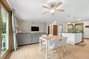 431 Thomas Ct, Oregon, WI 53575 - Photo 14