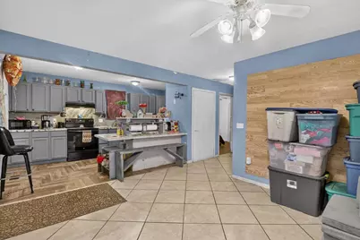 810 Ann Street, Delavan, WI 53115 - Photo 8