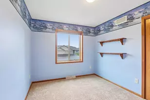563 Clemens Ct, Portage, WI 53901 - Photo 38