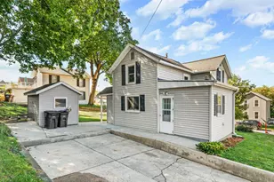225 Hillside Ave, Stoughton, WI 53589 - Photo 2