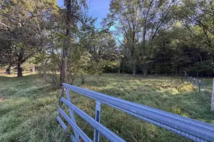 W11054 County O Rd, Portage, WI 53901 - Photo 8