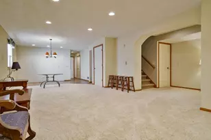 1616 Honeysuckle Ln, Janesville, WI 53546 - Photo 38