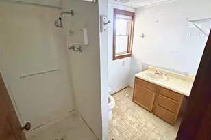 922 Washington Ave, Wisconsin Dells, WI 53965 - Photo 14