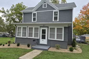 517 Lake St, Baraboo, WI 53913 - Photo 2