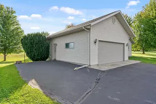 N1848 County U Rd, Markesan, WI 53946 - Photo 30
