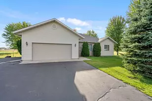 N1848 County U Rd, Markesan, WI 53946 - Photo 28