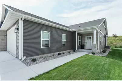 3823 Tanglewood Place, Janesville, WI 53546 - Photo 2