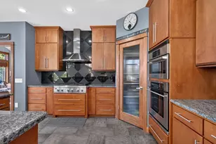 328 Vista Cir, Columbus, WI 53925 - Photo 14