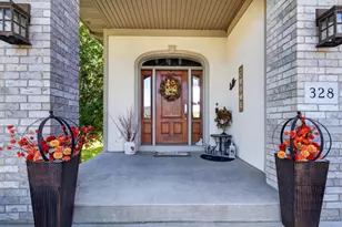 328 Vista Cir, Columbus, WI 53925 - Photo 4