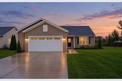 751 S Sugarpine Way, Elkhorn, WI 53121 - Photo 2