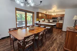 5810 Forest Preserve Rd, Rockton, IL 61072 - Photo 10