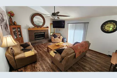 5810 Forest Preserve Road, Rockton, IL 61072 - Photo 16