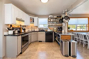 326 Seward St, Ripon, WI 54971 - Photo 4